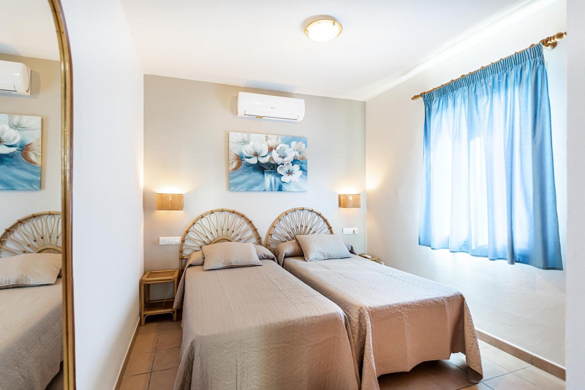 Villa Terra Son Bou Luaran gambar